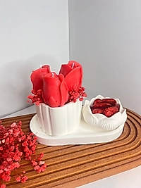 Kadınlar Günü Gül Mum Sepeti ve Fincan Seti