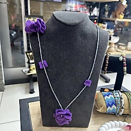 Otantik Mor Çiçekli Kolye