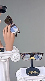 İki Adet Gözlük Tutacağı Standı