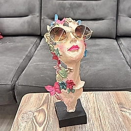 Çiçekli Gözlük Standı Kadın Heykeli