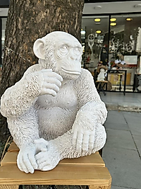 Ham Polyester Maymun Heykeli